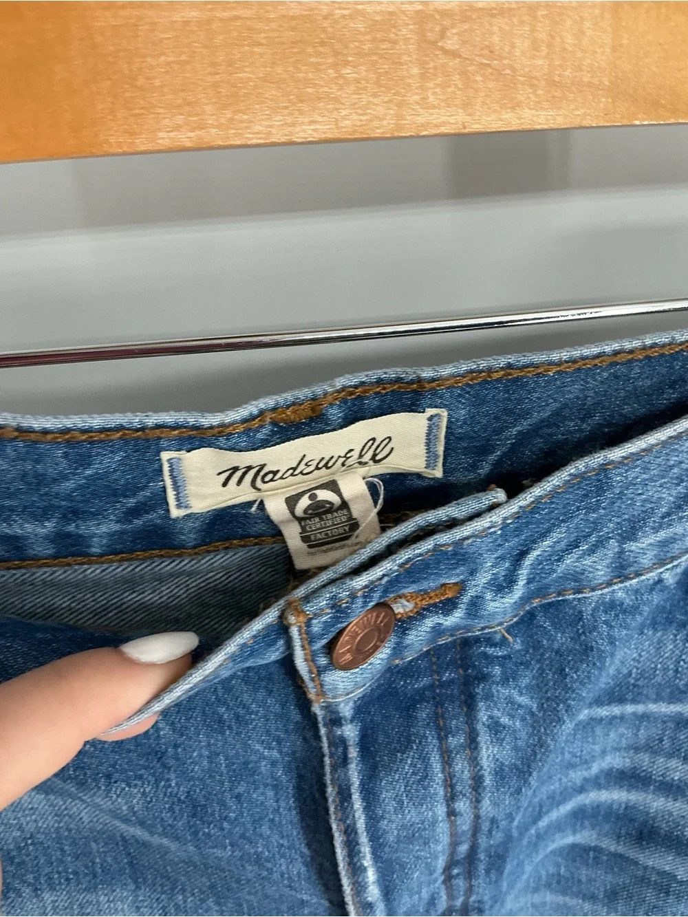 Madewell Cutoff Long Denim Shorts in Medium Blue Size 31
